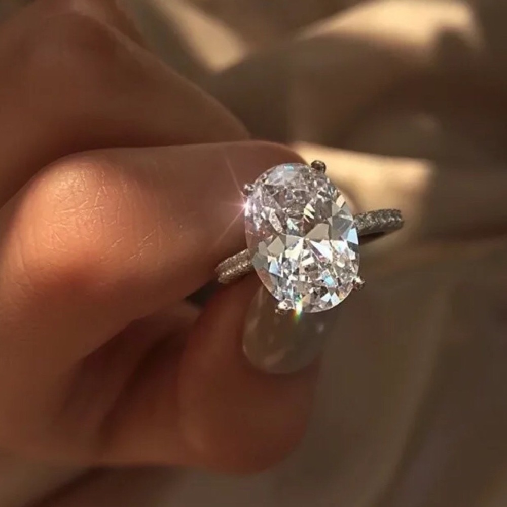 14k white gold oval diamond ring wedding 5 CT size 9 - Picture 2 of 8